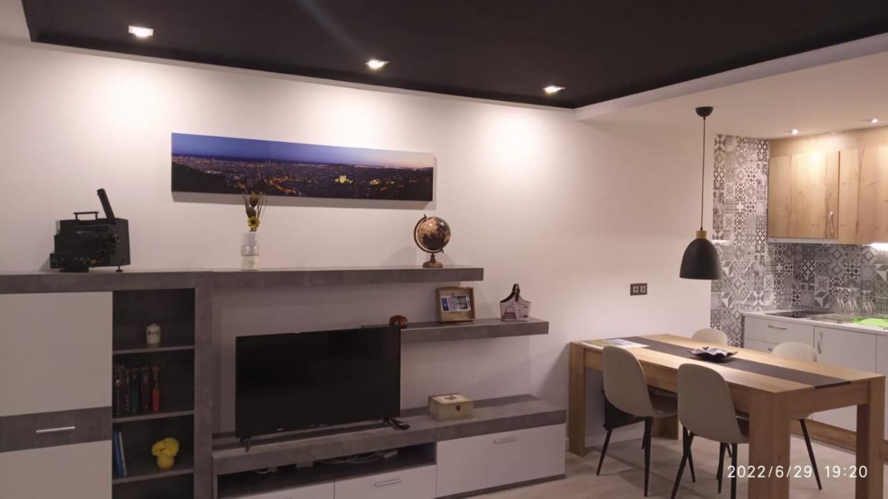 Apartamento Cinema Apartman Oviedo Kültér fotó