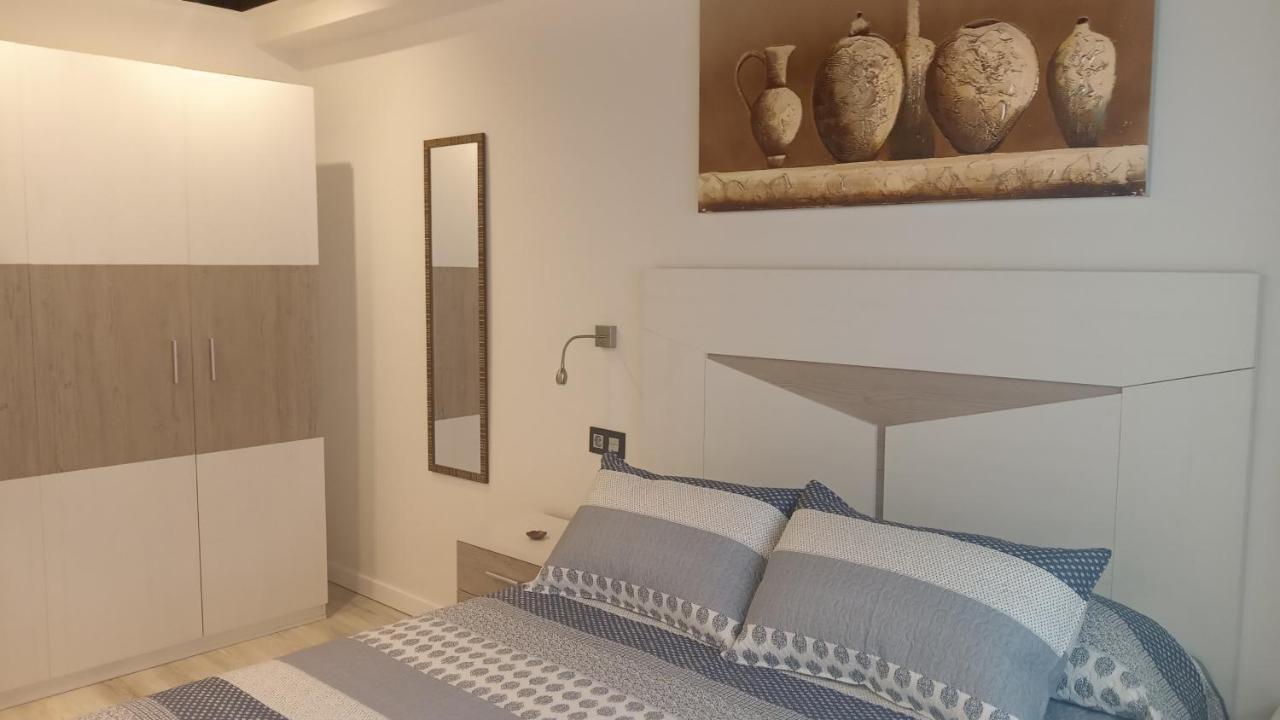 Apartamento Cinema Apartman Oviedo Kültér fotó
